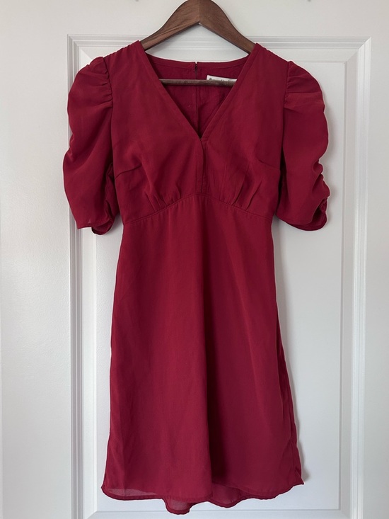 Abercrombie & Fitch Dresses & Skirts - Abercrombie & Fitch Rustic Red puff sleeve mini dress